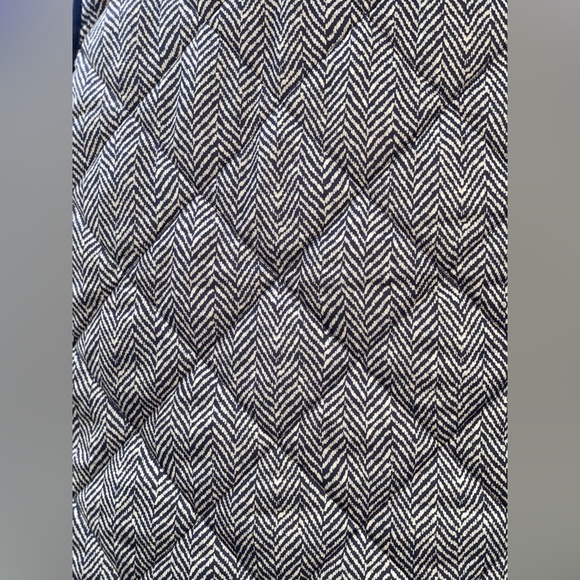 J. Crew Herringbone Quilted Vest Down & Waterfowl Fill Women’s Size XS EUC - Picture 6 of 16